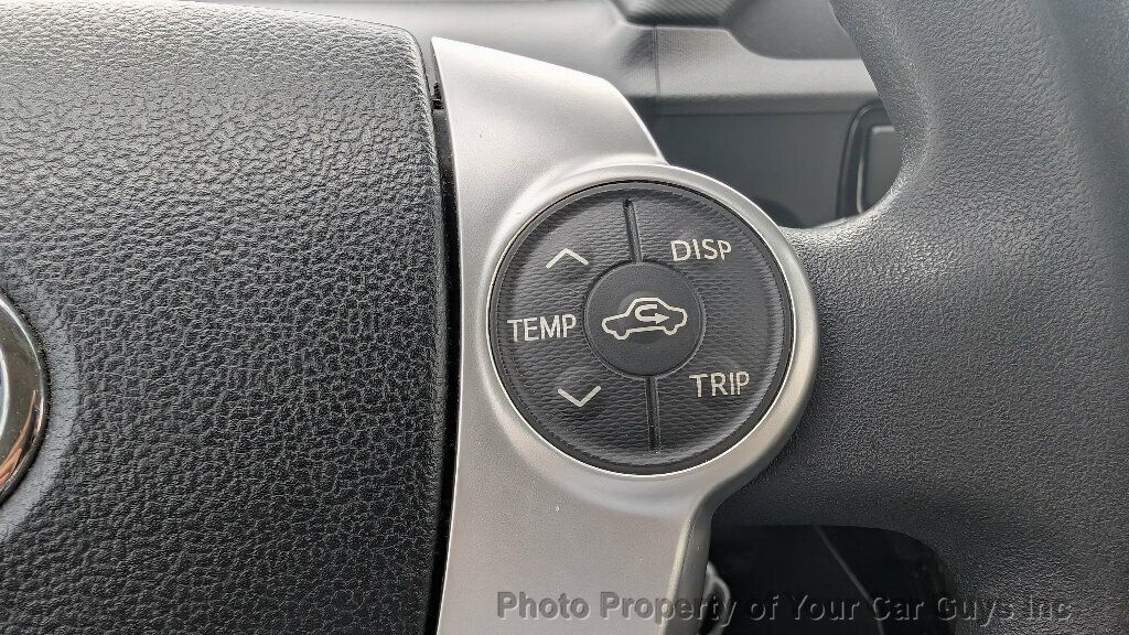2015 Toyota Prius C Two photo 16