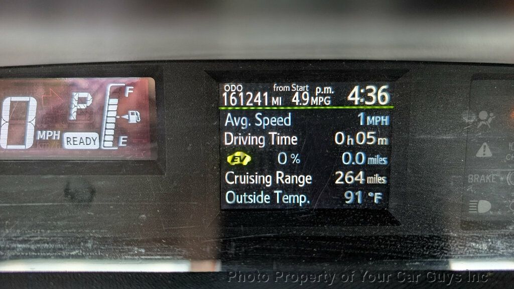 2015 Toyota Prius C Two photo 17