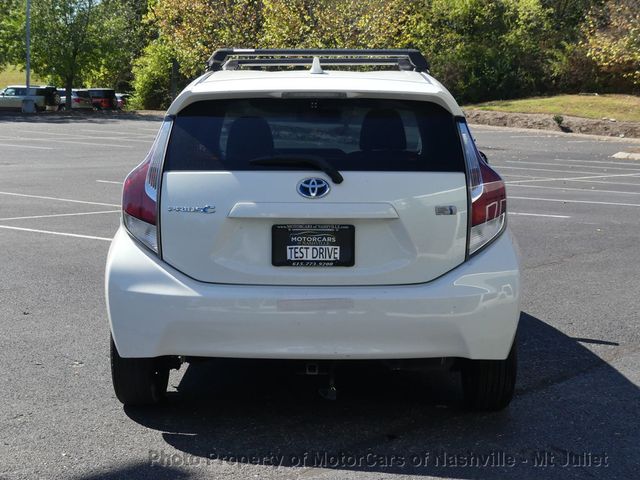 2015 Toyota Prius c 5dr Hatchback Two - 23074665 - 9