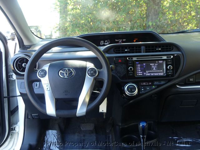 2015 Toyota Prius c 5dr Hatchback Two - 23074665 - 28