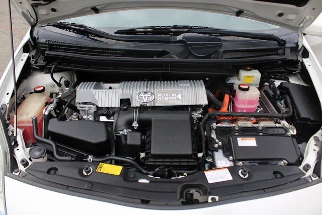 2015 Toyota Prius Plug-In 5dr Hatchback - 22867723 - 22