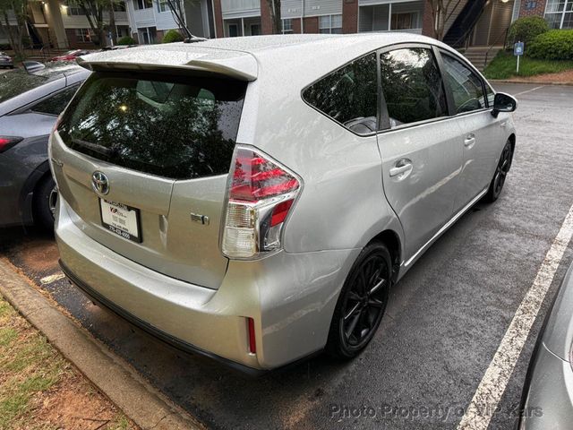 2015 Toyota Prius v 5dr Wagon Five - 23021587 - 4