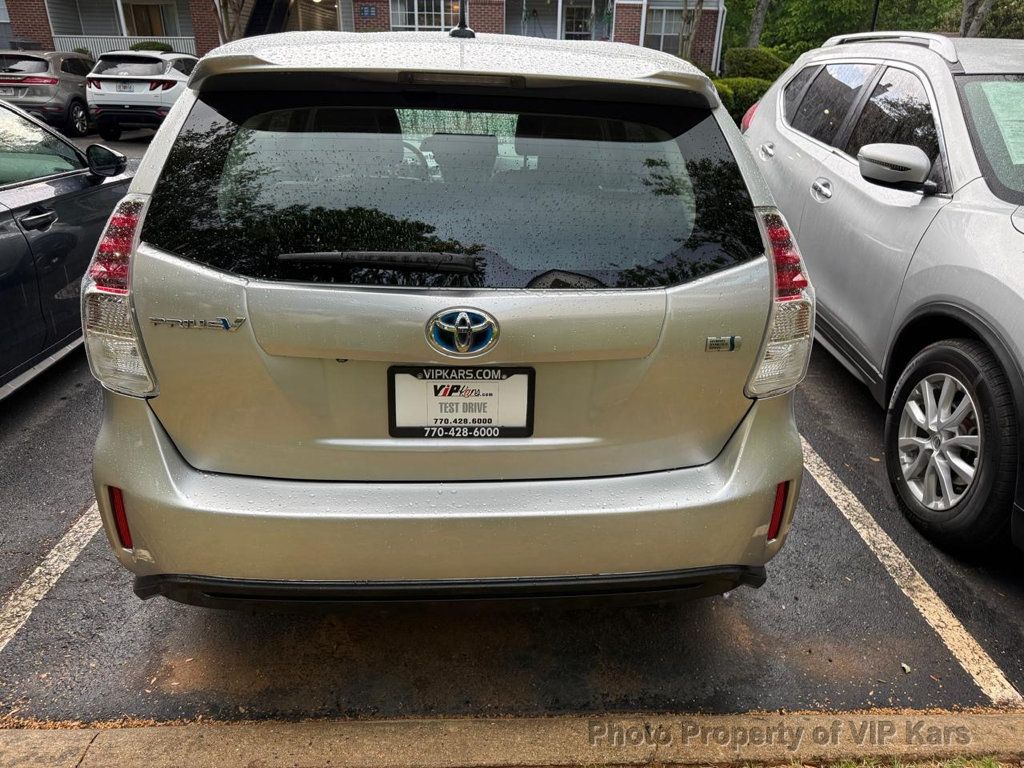 2015 Toyota Prius v 5dr Wagon Five - 23021587 - 5