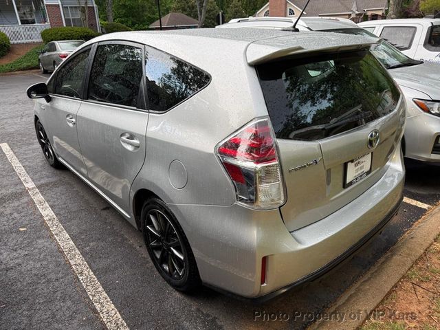2015 Toyota Prius v 5dr Wagon Five - 23021587 - 6