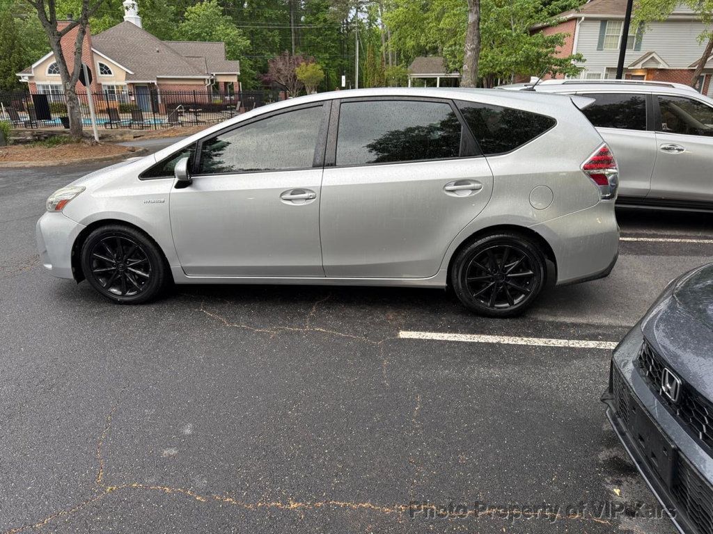 2015 Toyota Prius v 5dr Wagon Five - 23021587 - 7