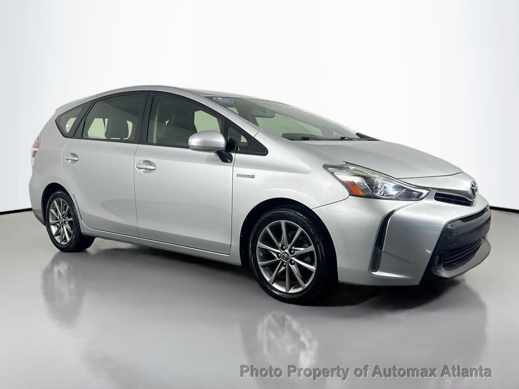 2015 Toyota Prius v TWO - 22734210 - 2