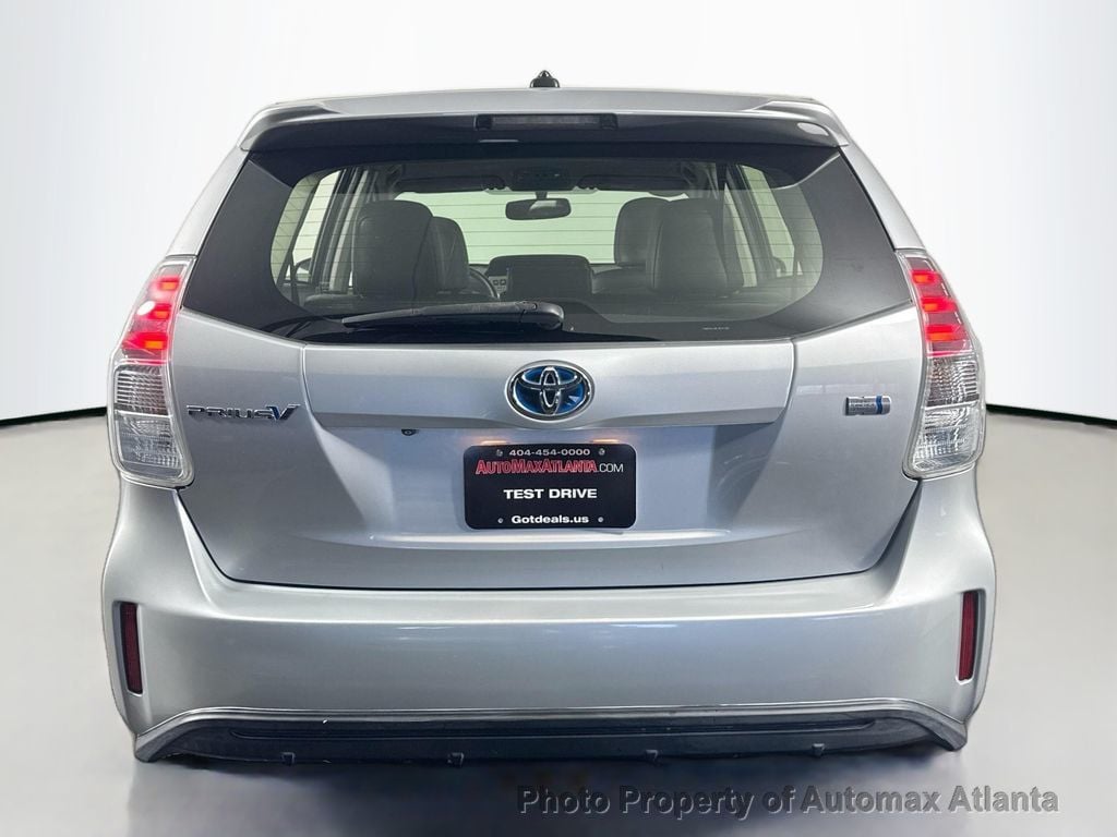 2015 Toyota Prius v TWO - 22734210 - 5