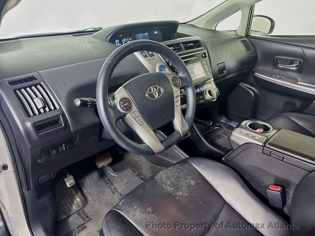 2015 Toyota Prius v TWO - 22734210 - 8