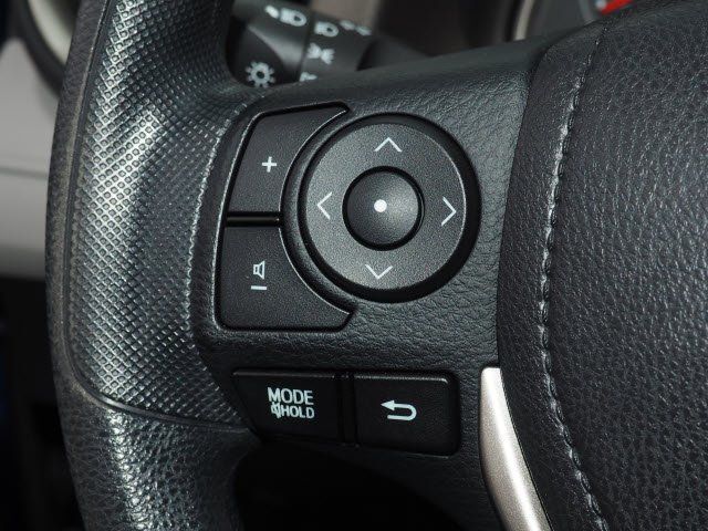 2015 Toyota RAV4 AWD 4dr LE - 18340665 - 6