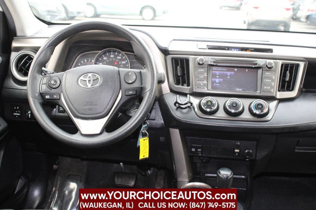 2015 Toyota RAV4 AWD 4dr LE - 22624252 - 19