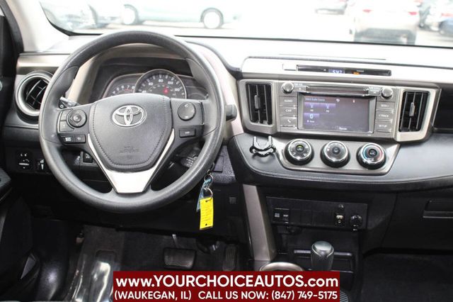 2015 Toyota RAV4 AWD 4dr LE - 22624252 - 19