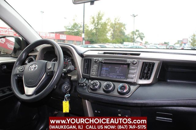 2015 Toyota RAV4 AWD 4dr LE - 22624252 - 35