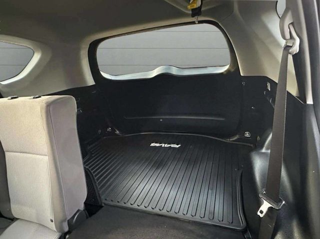 2015 Toyota RAV4 AWD 4dr LE - 22949706 - 22