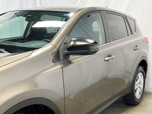 2015 Toyota RAV4 AWD 4dr LE - 23057898 - 3