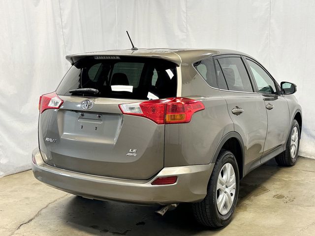 2015 Toyota RAV4 AWD 4dr LE - 23057898 - 7