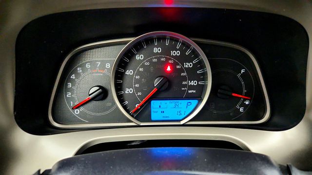 2015 Toyota RAV4 AWD 4dr LE - 22970632 - 13