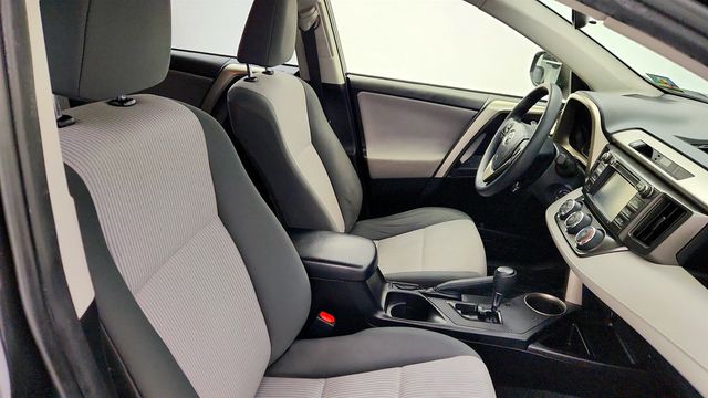 2015 Toyota RAV4 AWD 4dr LE - 22970632 - 22