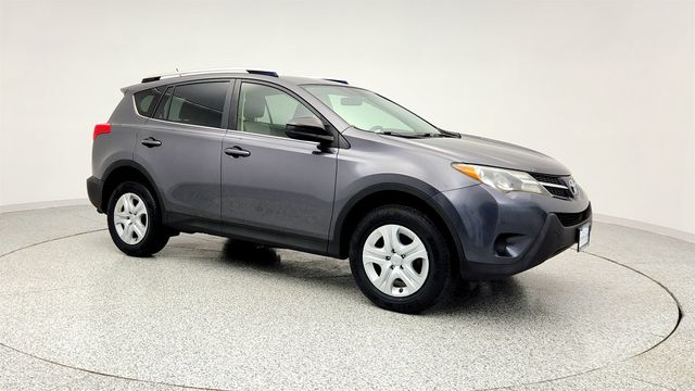 2015 Toyota RAV4 AWD 4dr LE - 22970632 - 2