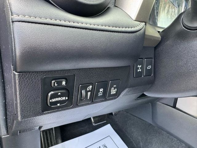 2015 Toyota RAV4 AWD 4dr Limited - 23007358 - 14