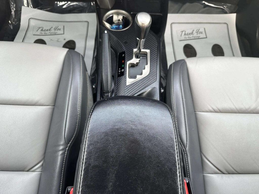 2015 Toyota RAV4 AWD 4dr Limited - 23012868 - 17