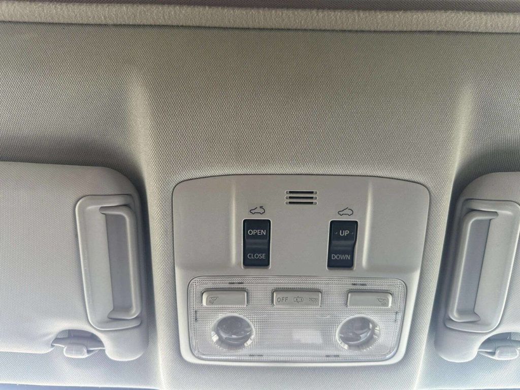 2015 Toyota RAV4 AWD 4dr Limited - 23012868 - 31