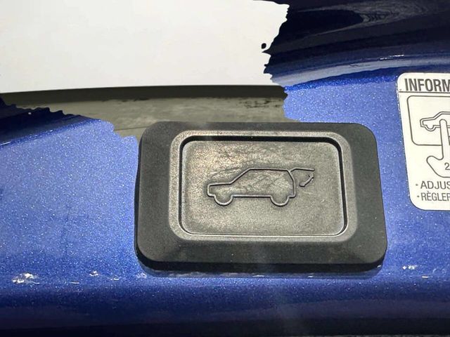 2015 Toyota RAV4 AWD 4dr Limited - 23012868 - 35