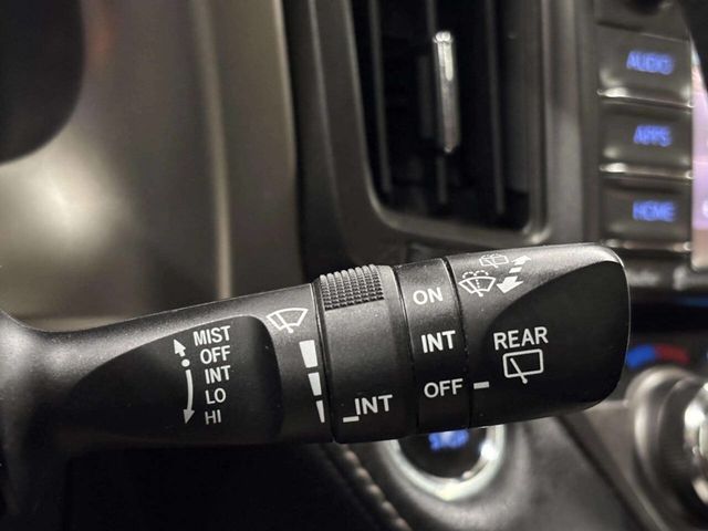 2015 Toyota RAV4 AWD 4dr Limited - 23056013 - 30