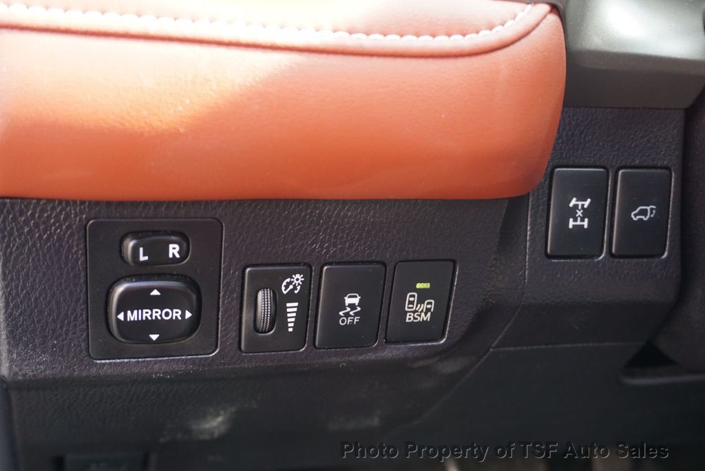 2015 Toyota RAV4 AWD 4dr Limited NAVI REAR CAM SUNROOF HOT SEATS 2 TONE LEATHER  - 22106980 - 29
