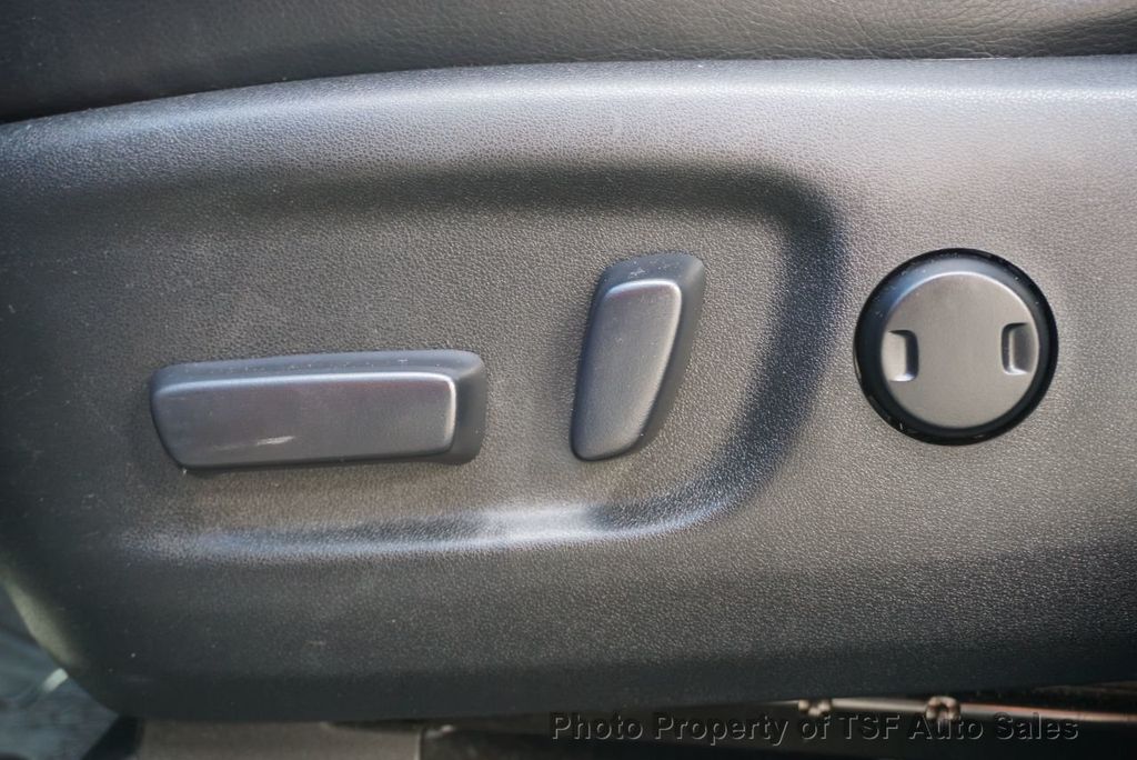 2015 Toyota RAV4 AWD 4dr Limited NAVI REAR CAM SUNROOF HOT SEATS 2 TONE LEATHER  - 22106980 - 32