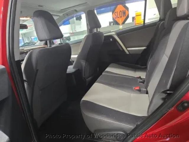 2015 Toyota RAV4 AWD 4dr XLE - 23003398 - 7