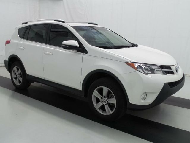 2015 Toyota RAV4 AWD 4dr XLE - 15400188 - 3
