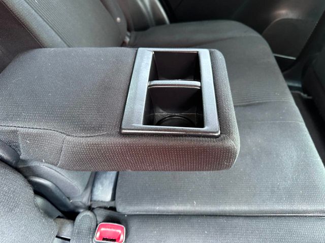 2015 Toyota RAV4 AWD 4dr XLE - 22895286 - 25