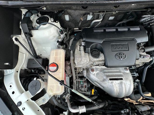 2015 Toyota RAV4 AWD 4dr XLE - 22895286 - 45