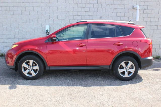 2015 Toyota RAV4 AWD 4dr XLE - 22921270 - 1