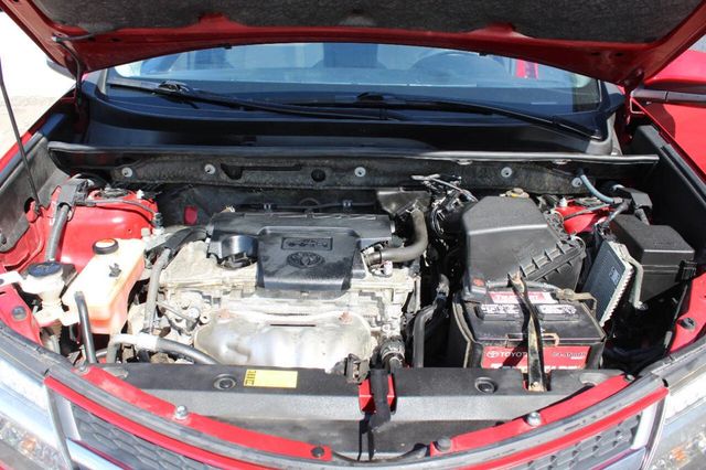 2015 Toyota RAV4 AWD 4dr XLE - 22921270 - 8
