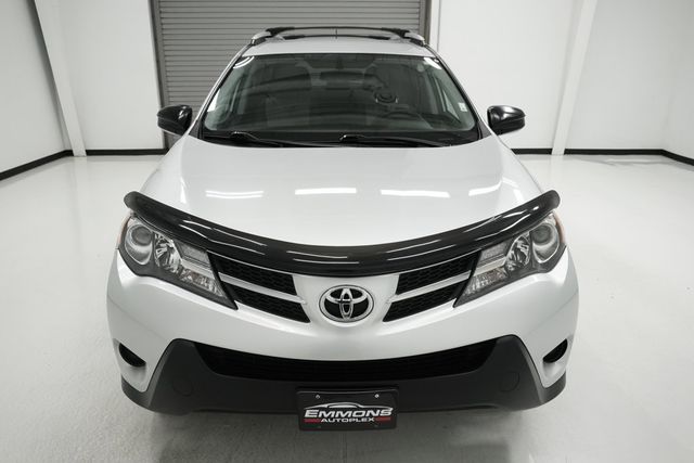 2015 Toyota RAV4 FWD 4dr LE - 22997331 - 1