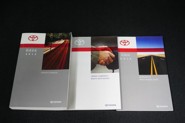 2015 Toyota RAV4 FWD 4dr LE - 22997331 - 21