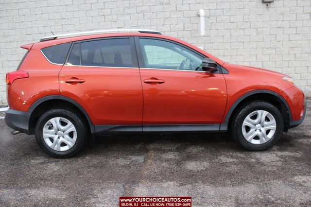 2015 Toyota RAV4 FWD 4dr LE - 22748767 - 6