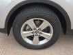 2015 Toyota RAV4 FWD 4dr XLE - 22915571 - 5