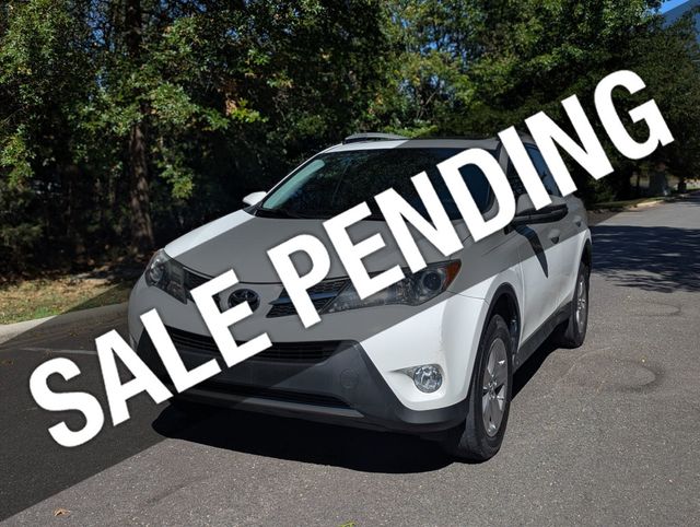 2015 Toyota RAV4 FWD 4dr XLE - 22925457 - 0