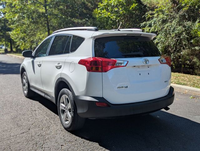 2015 Toyota RAV4 FWD 4dr XLE - 22925457 - 4