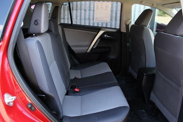 2015 Toyota RAV4 ONE OWNER AWD XLE W/ NAVIGATION. MOONROOF - 23053262 - 9