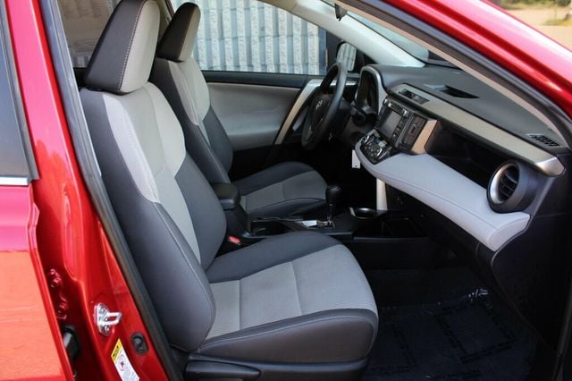 2015 Toyota RAV4 ONE OWNER AWD XLE W/ NAVIGATION. MOONROOF - 23053262 - 6