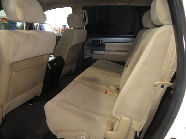 2015 Toyota Sequoia 2OWNER TOYOTA SEQUOIA 4X4 MOONROOF EXTRA CLEAN ROOF RACK  - 23059852 - 24