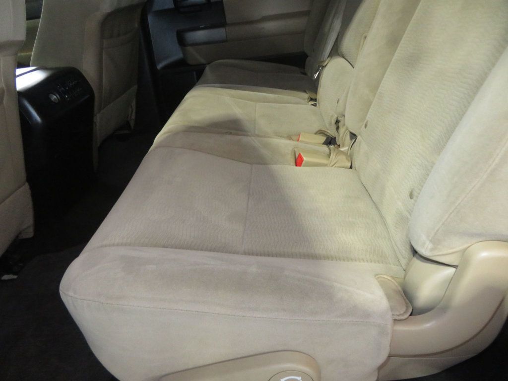 2015 Toyota Sequoia 2OWNER TOYOTA SEQUOIA 4X4 MOONROOF EXTRA CLEAN ROOF RACK  - 23059852 - 25