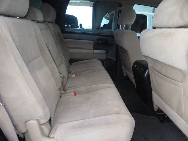 2015 Toyota Sequoia 2OWNER TOYOTA SEQUOIA 4X4 MOONROOF EXTRA CLEAN ROOF RACK  - 23059852 - 30