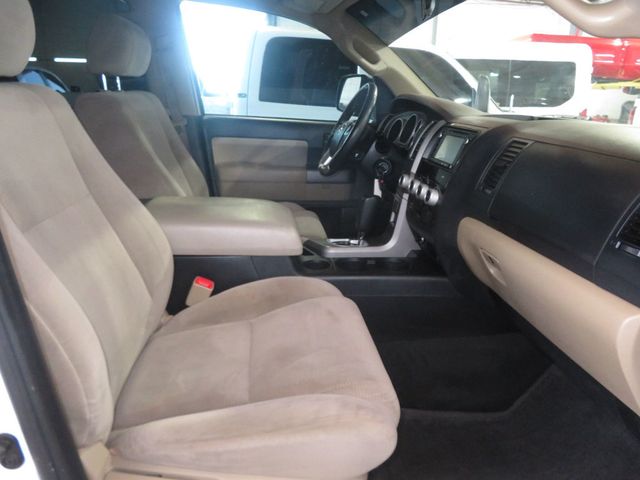 2015 Toyota Sequoia 2OWNER TOYOTA SEQUOIA 4X4 MOONROOF EXTRA CLEAN ROOF RACK  - 23059852 - 35