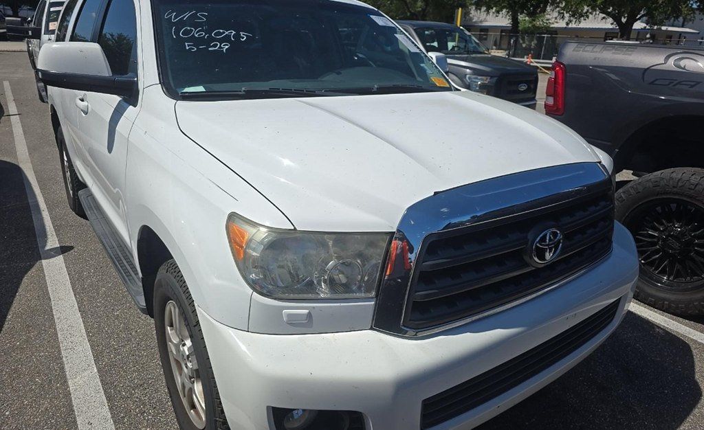 2015 Toyota Sequoia 4WD 5.7L FFV SR5 - 23037311 - 1