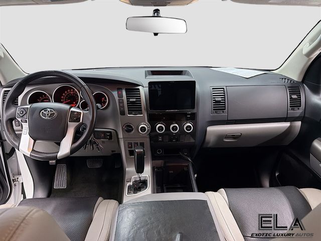 2015 Toyota Sequoia 4WD 5.7L FFV SR5 - 23037311 - 23