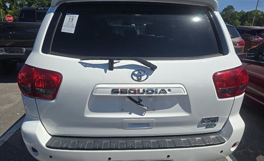 2015 Toyota Sequoia 4WD 5.7L FFV SR5 - 23037311 - 3